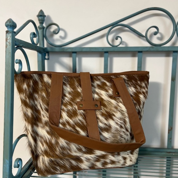 New Handmade Genuine Cowhide & Leather Tote Satchel | Boho Western Cowgirl Purse - Picture 5 of 10